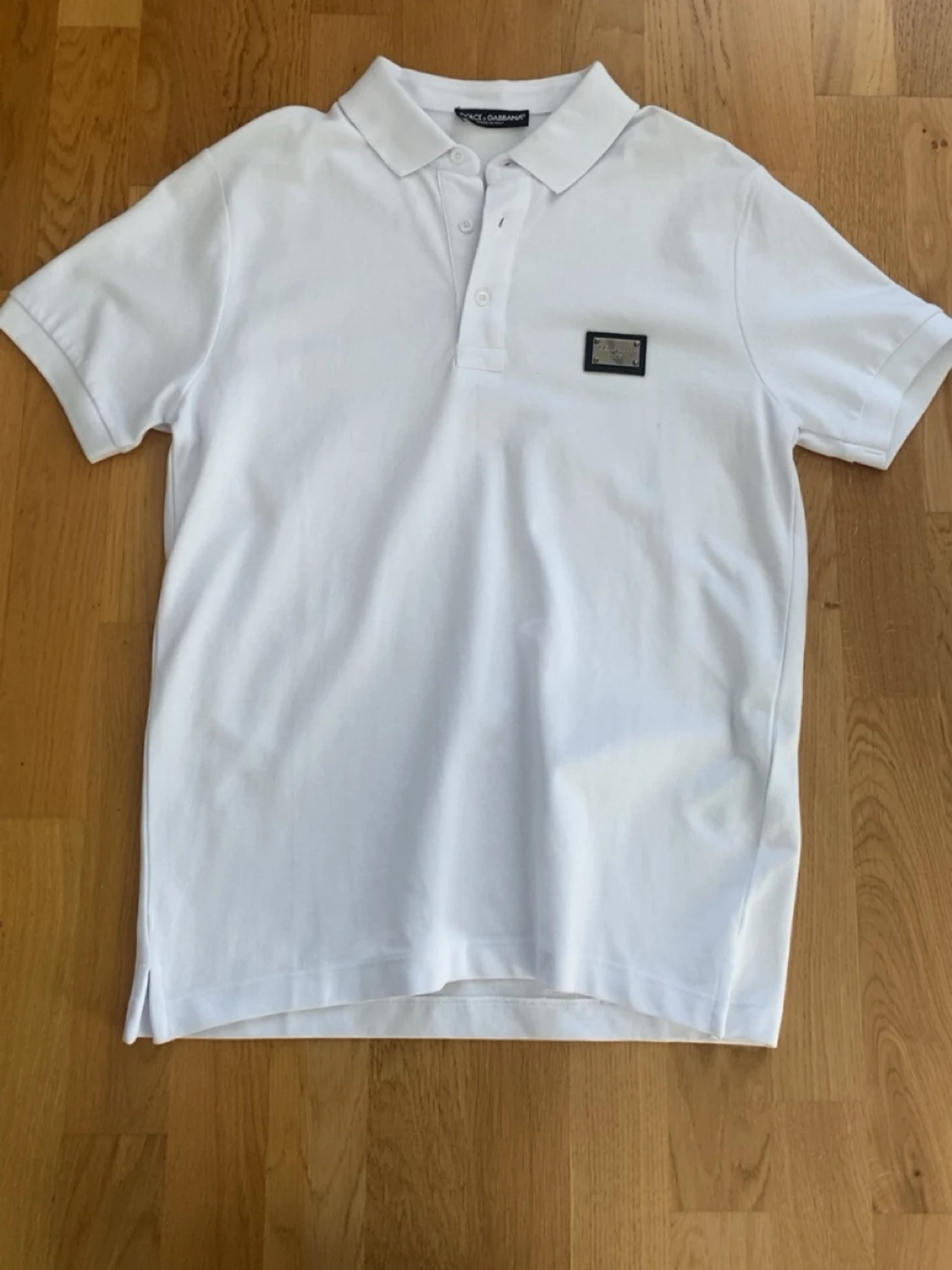 Vit pikétröja från Dolce & Gabbana