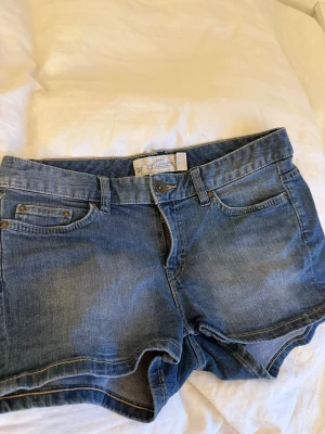 Jeans shorts  - Storlek S/M