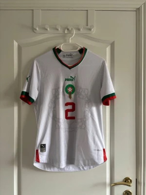Marocko Fotbollströja  - Mängdrabatt finns! Ju fler plagg du köper, desto bättre pris kan jag ge!