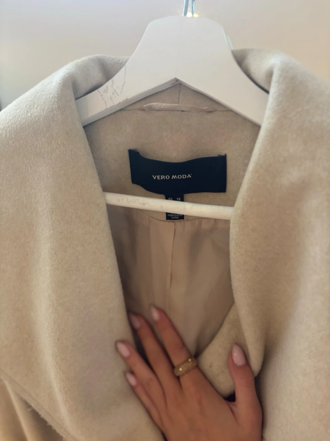 Beige kappa från Vero Moda - 1