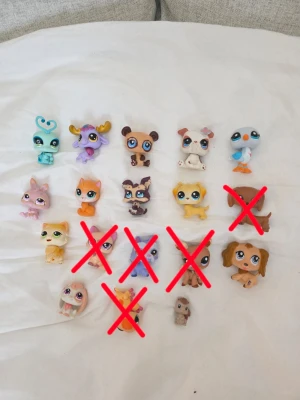 Littlest pet shop - !!! Köp inte !!!  Skicka privat till mig om du är intresserad. Kan både sälja i små sett eller för sig, men inte hela sättet på en gång. Tveka inte att höra av dig om du är intresserad!😊