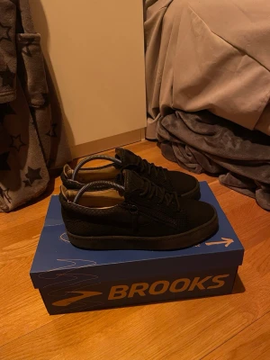 Giuseppe Zanotti  - Giuseppe Zanotti skor, skick 8/10, skriv för pler bilder eller frågor, pris kan diskuteras vid snabb affär.