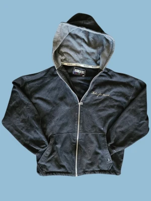 Svart Vintage Hoodie från Harvest - Unik Vinatge Hoodie från Harvest | Skick Mycket Bra | Storlek S-M I Färg Svart I Pris diskuterbart 😊