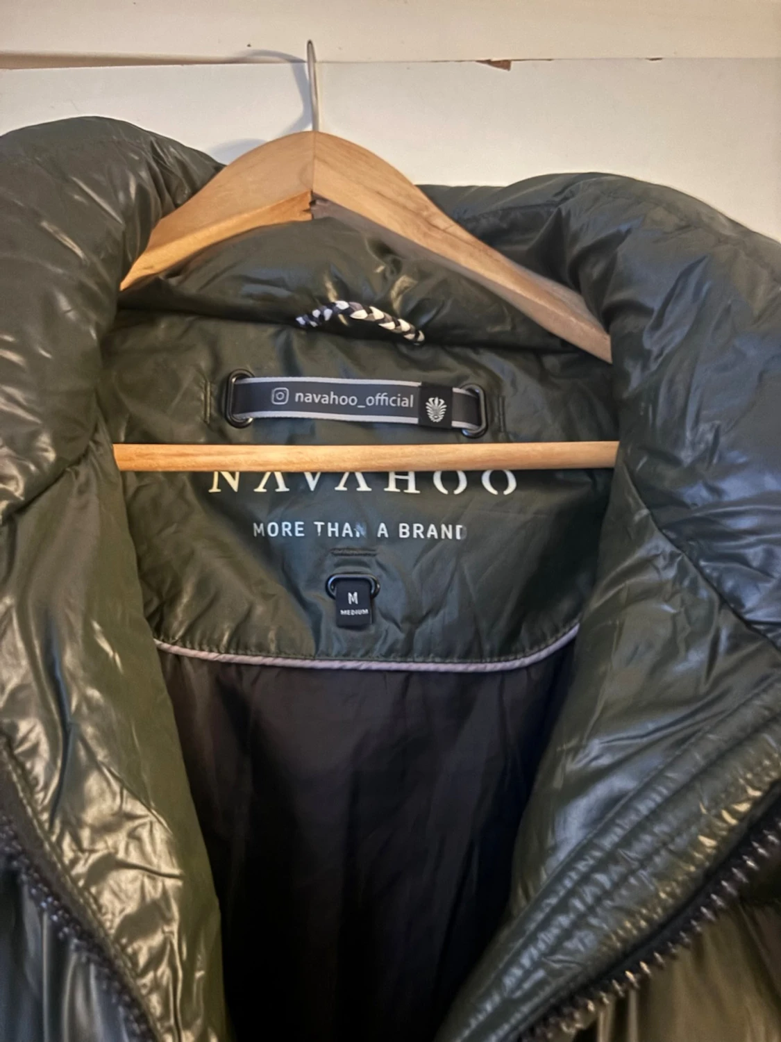 Mörkgrön pufferjacka från Navahoo - 1