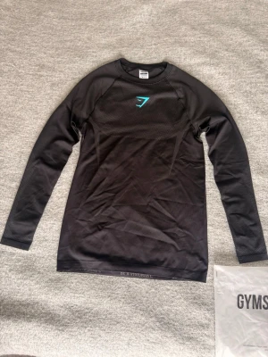 Gymshark onyx v5 Long sleeve - Pris kan dirkuteras