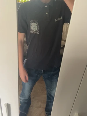 Tommy Hilfiger Piké - Tommy Hilfiger - Storlek:L - Bra skick -     Nypris: 849kr - Mitt pris: 249kr - Hör av dig vid funderingar💫