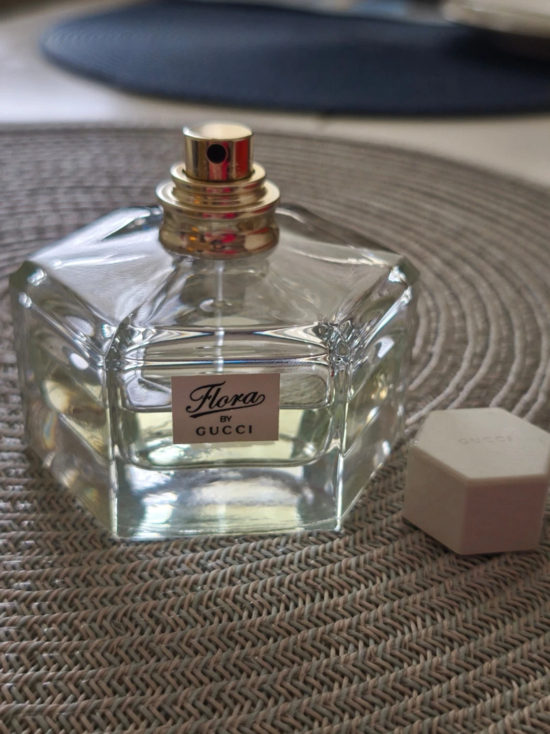 Flora by Gucci parfym - 2