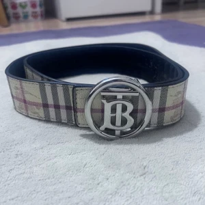 Bälte  - Helt ny. Inte använt. 115cm