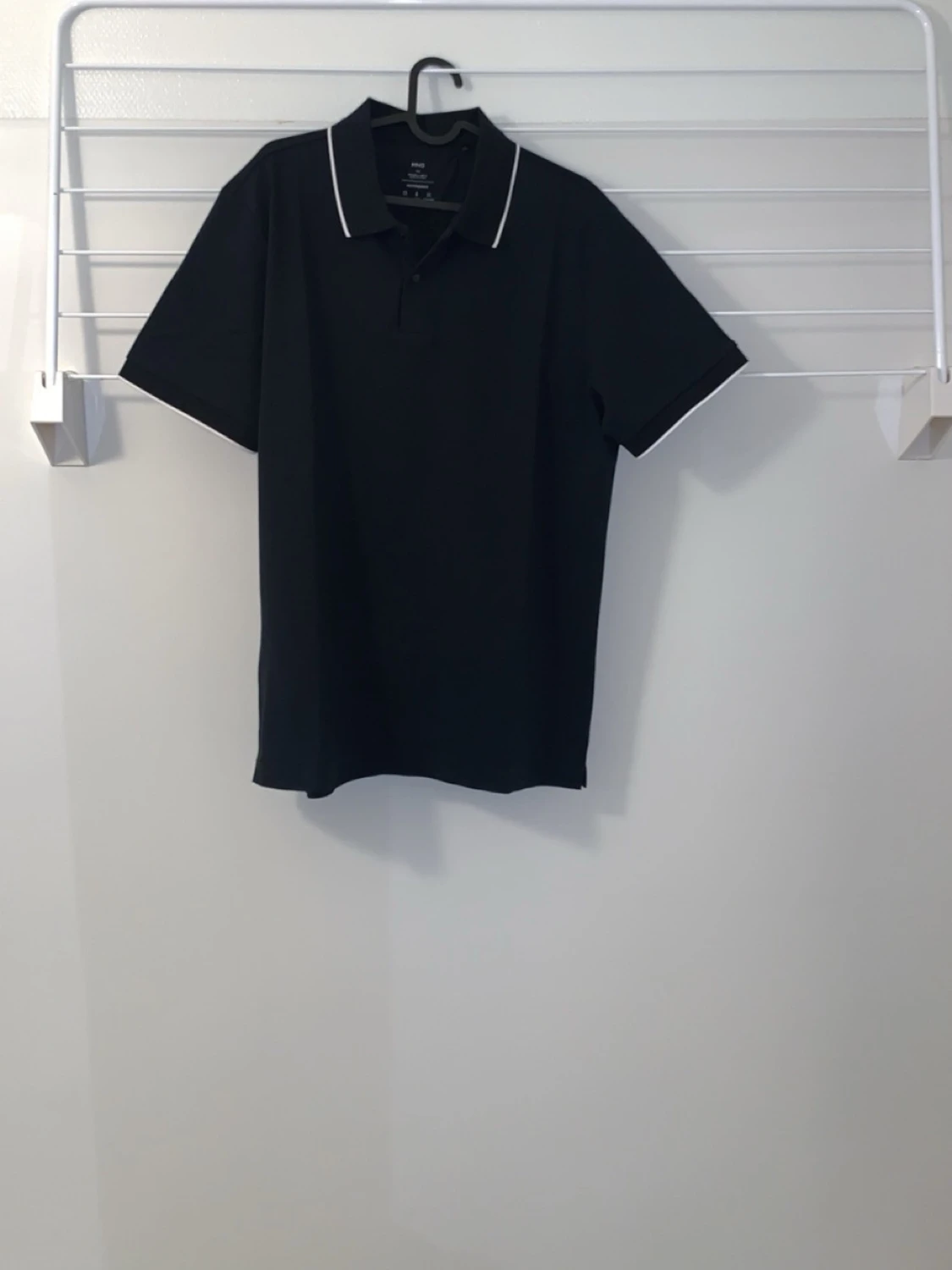 L. Mango pikétröja med vit kant - 1