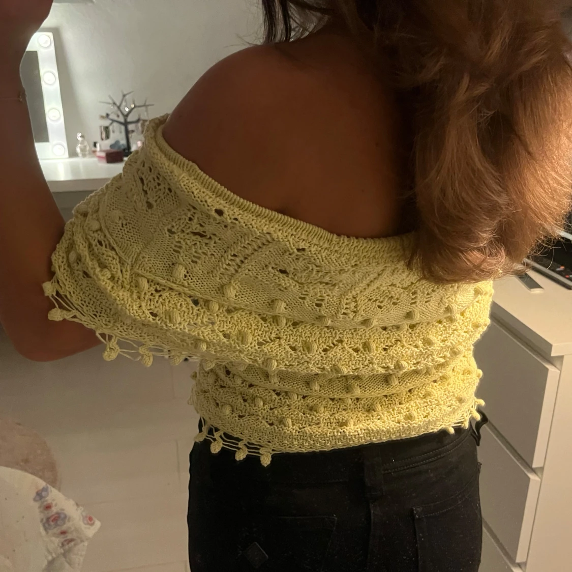 Ljusgul offshoulder stickad topp - 3