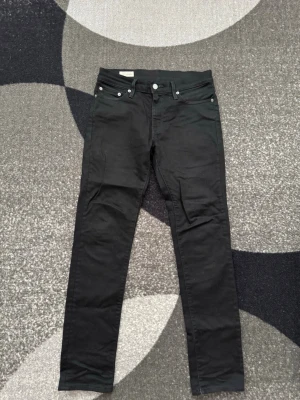 Levis 511 - Knappt använda, bara stått i garderoben. Levis 511 storlek 29/30