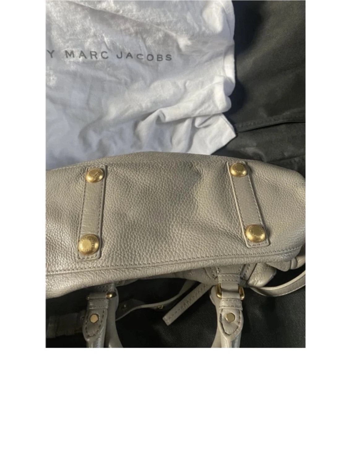 Grå handväska från Marc Jacobs - 3