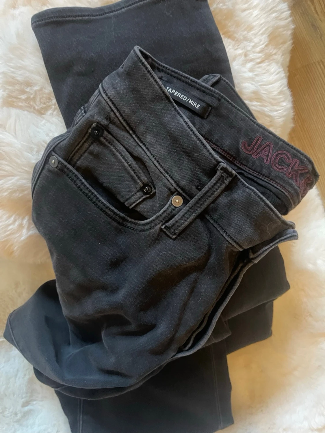 Svarta tapered jeans från Jack & Jones - 6