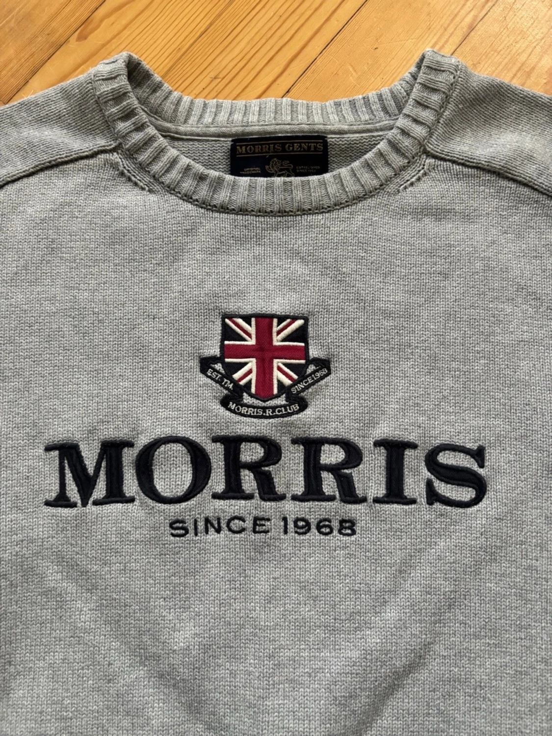 Grå tröja från Morris - 1