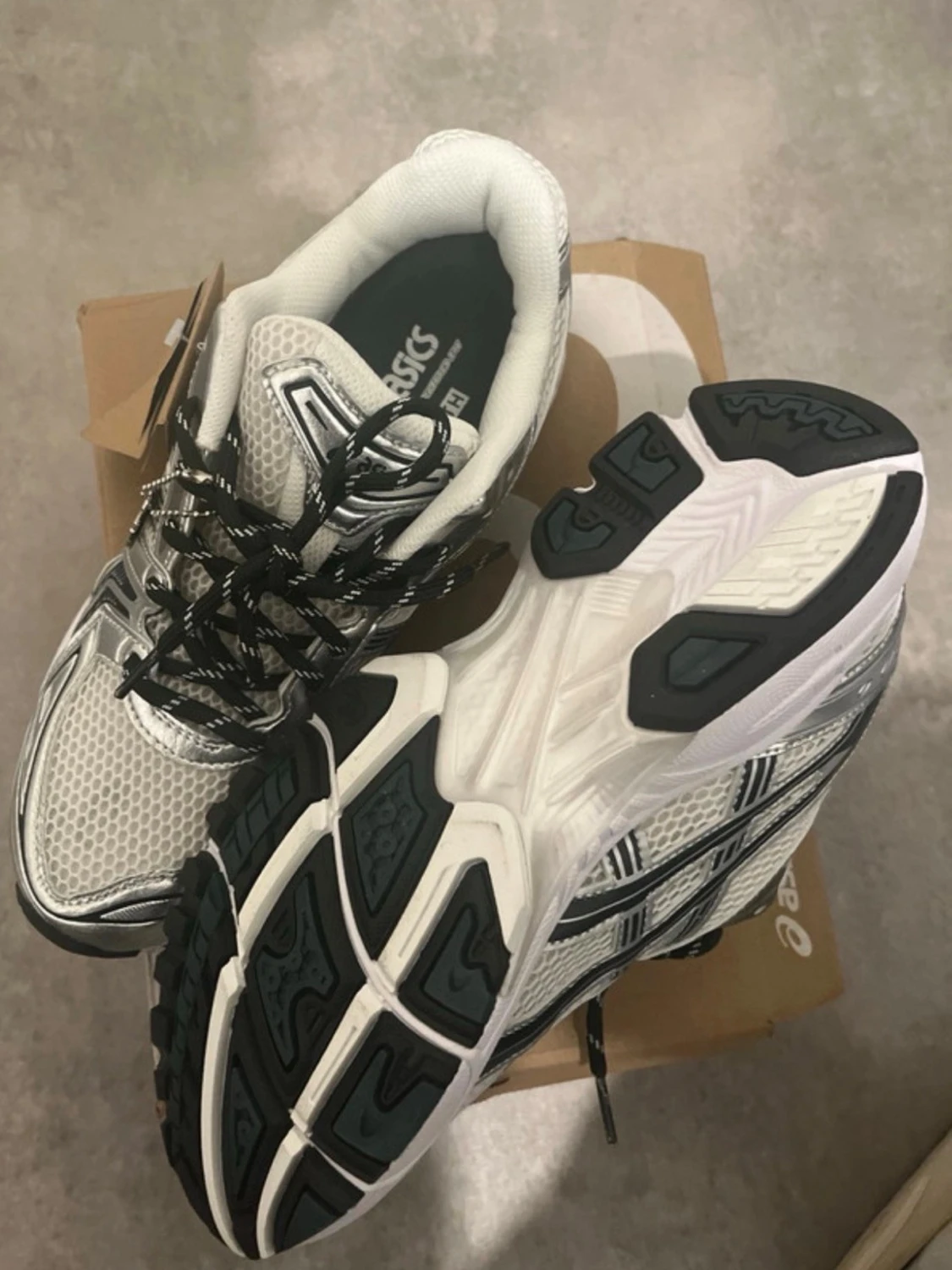 Asics silvervita sneakers - 3
