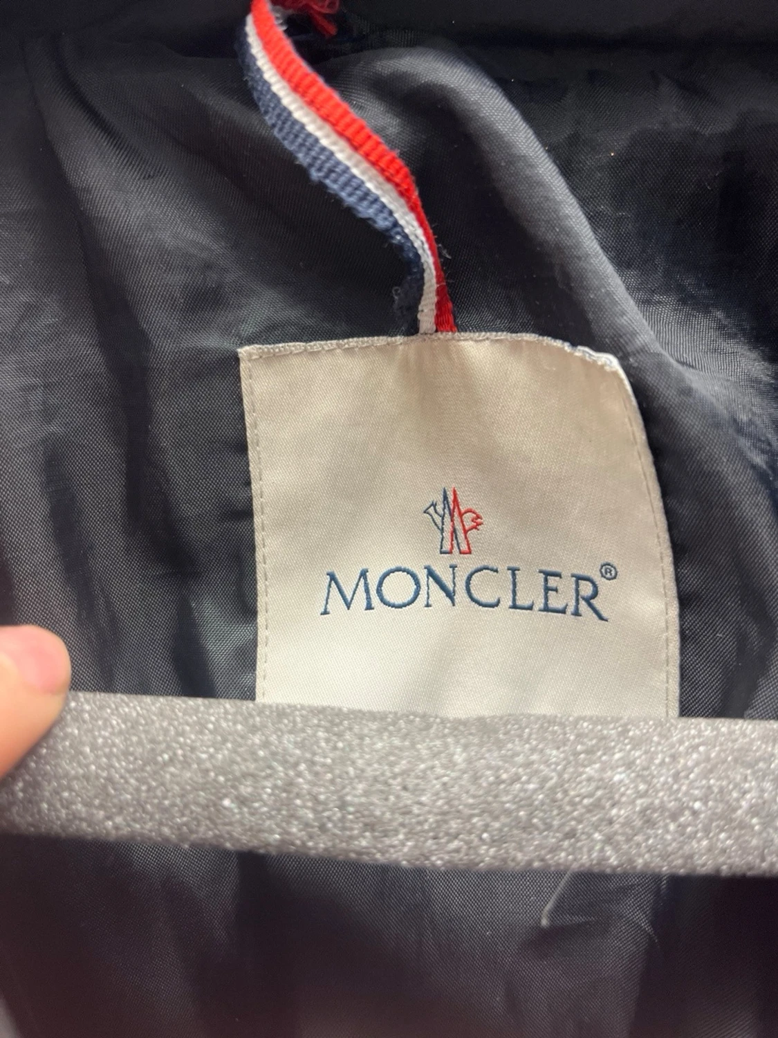 Svart dunjacka från Moncler - 1