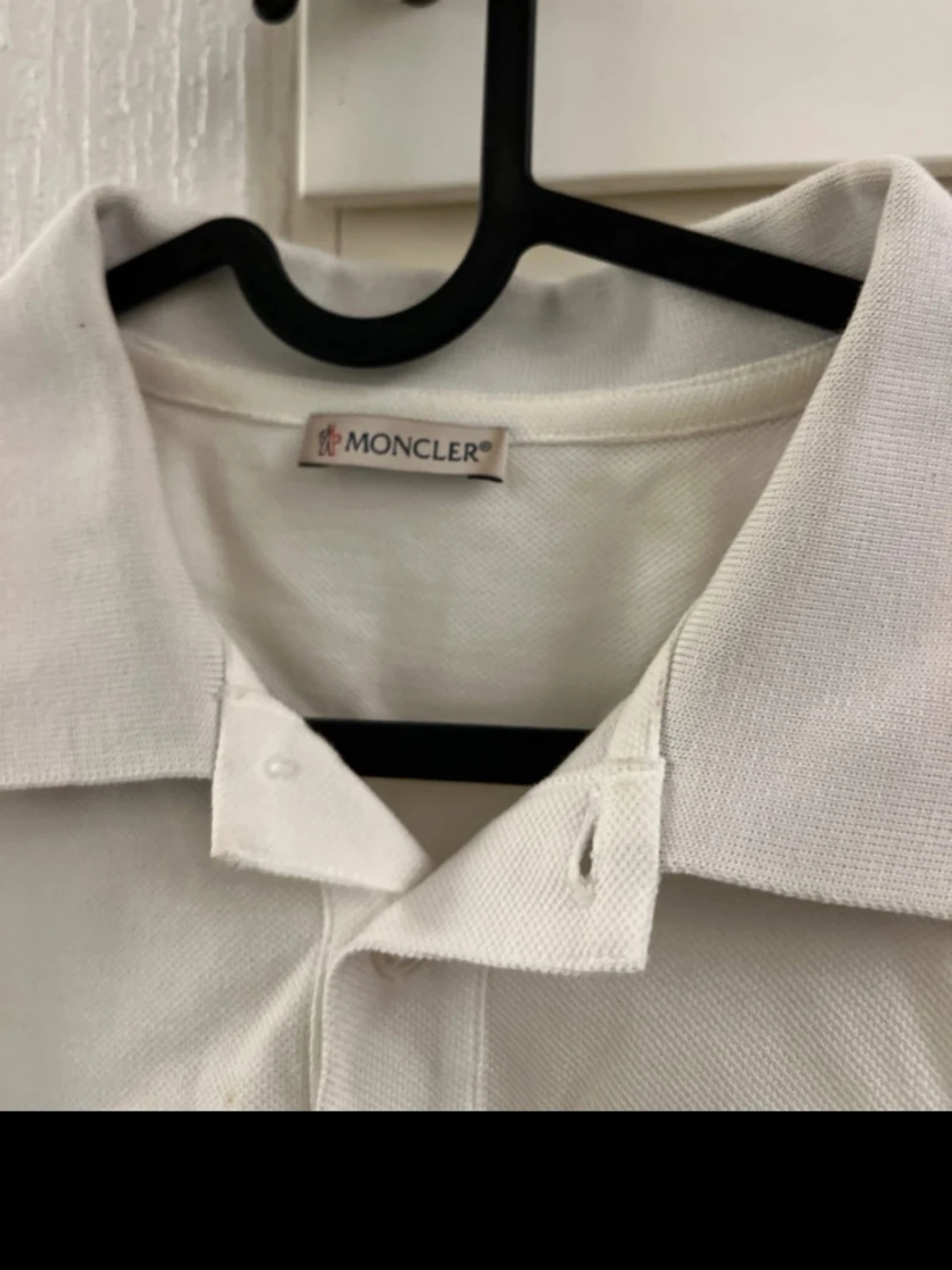 Vit pikétröja från Moncler - 1