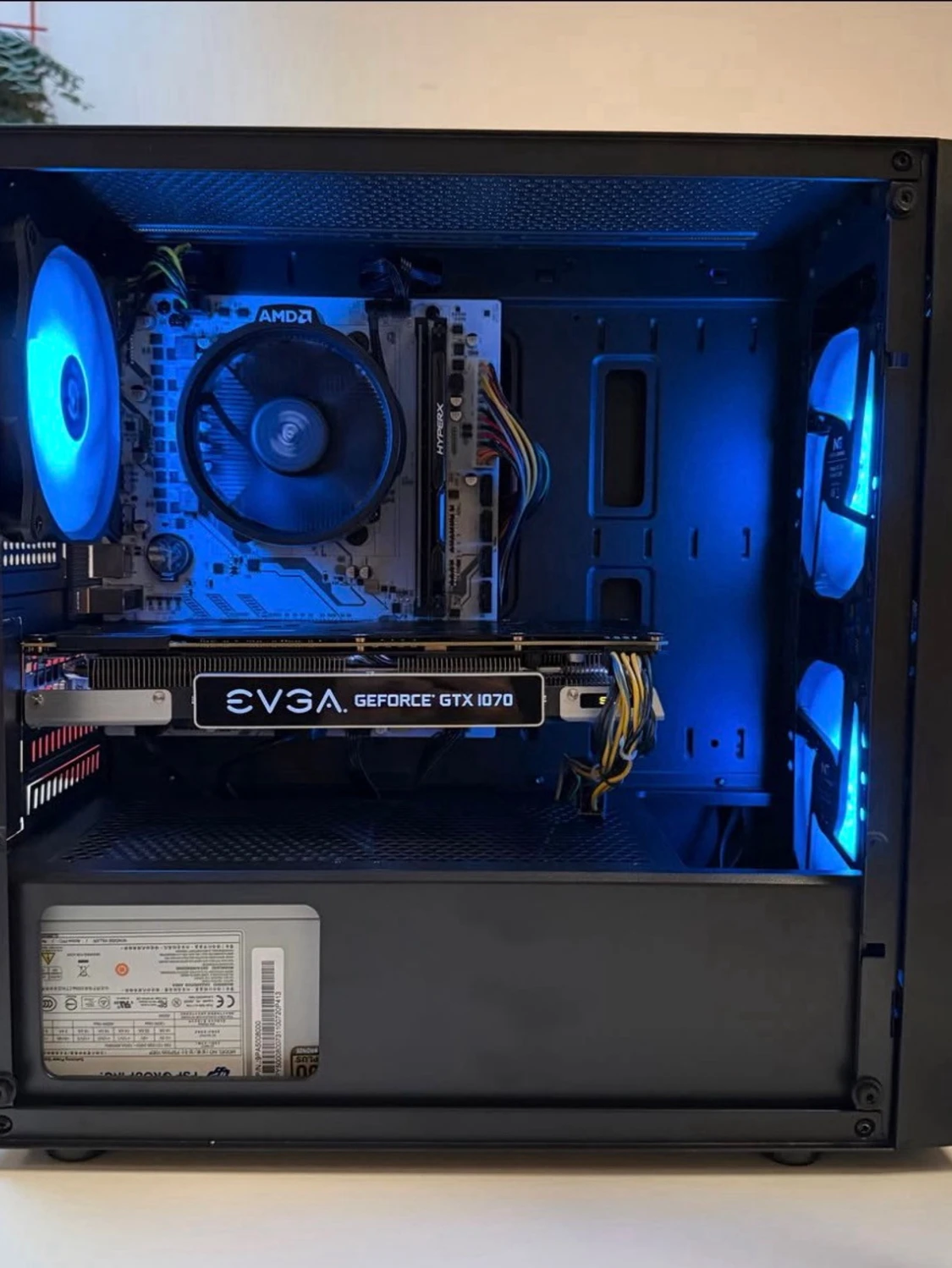 Stationär gamingdator med blå LED - 1