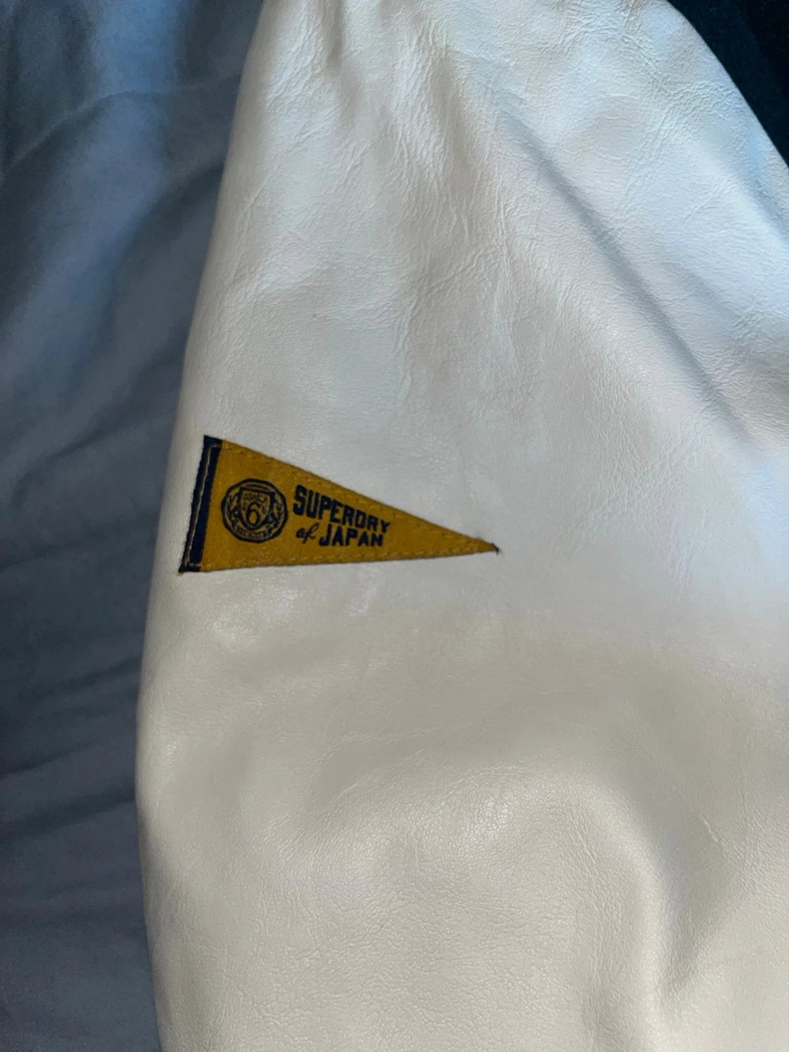 Grön bomberjacka från Superdry - 2