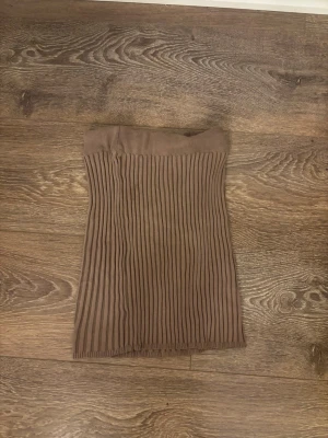 Brun kjol - Brun tajt kjol