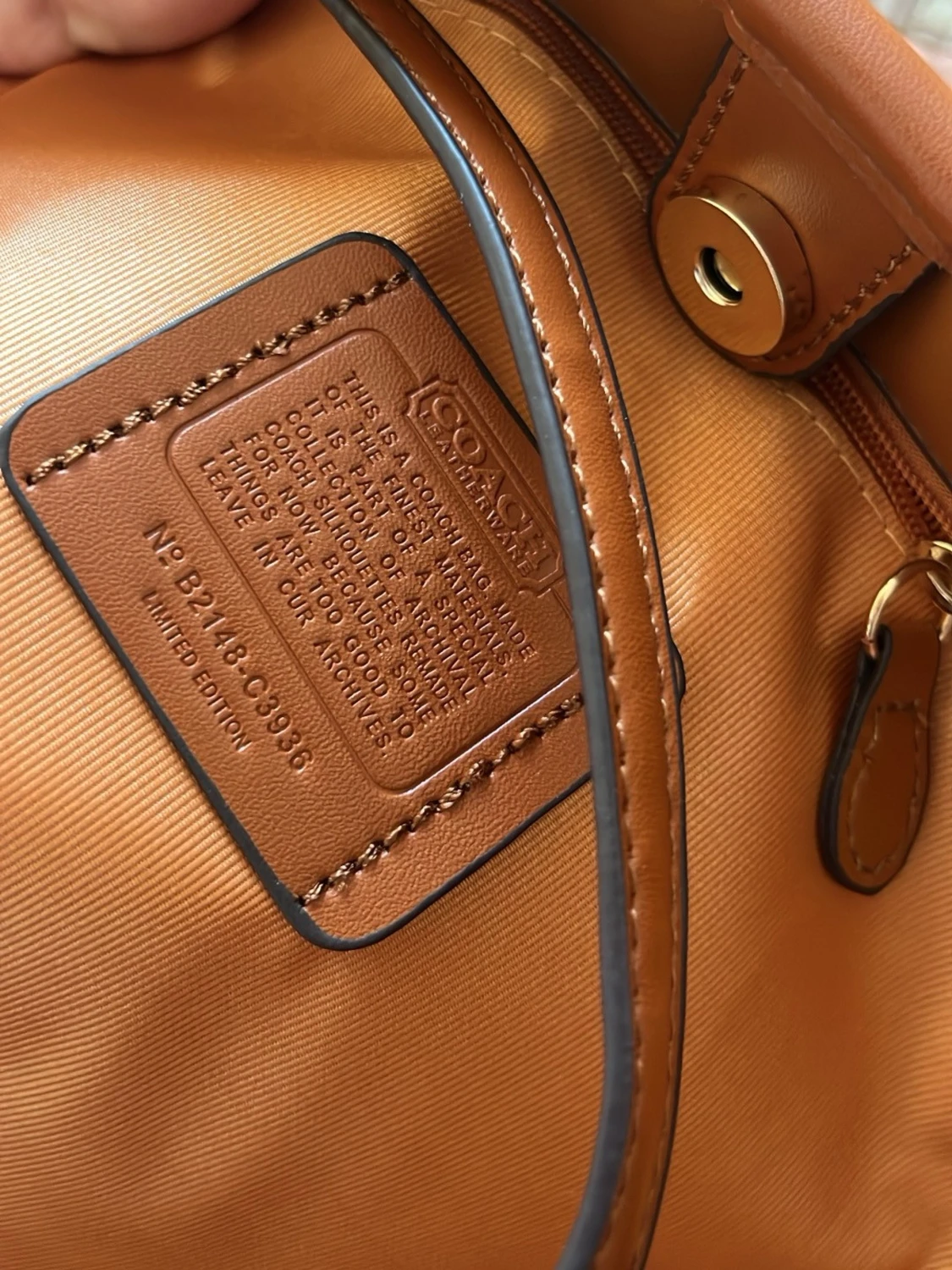 Brun shoppingväska från Coach - 4