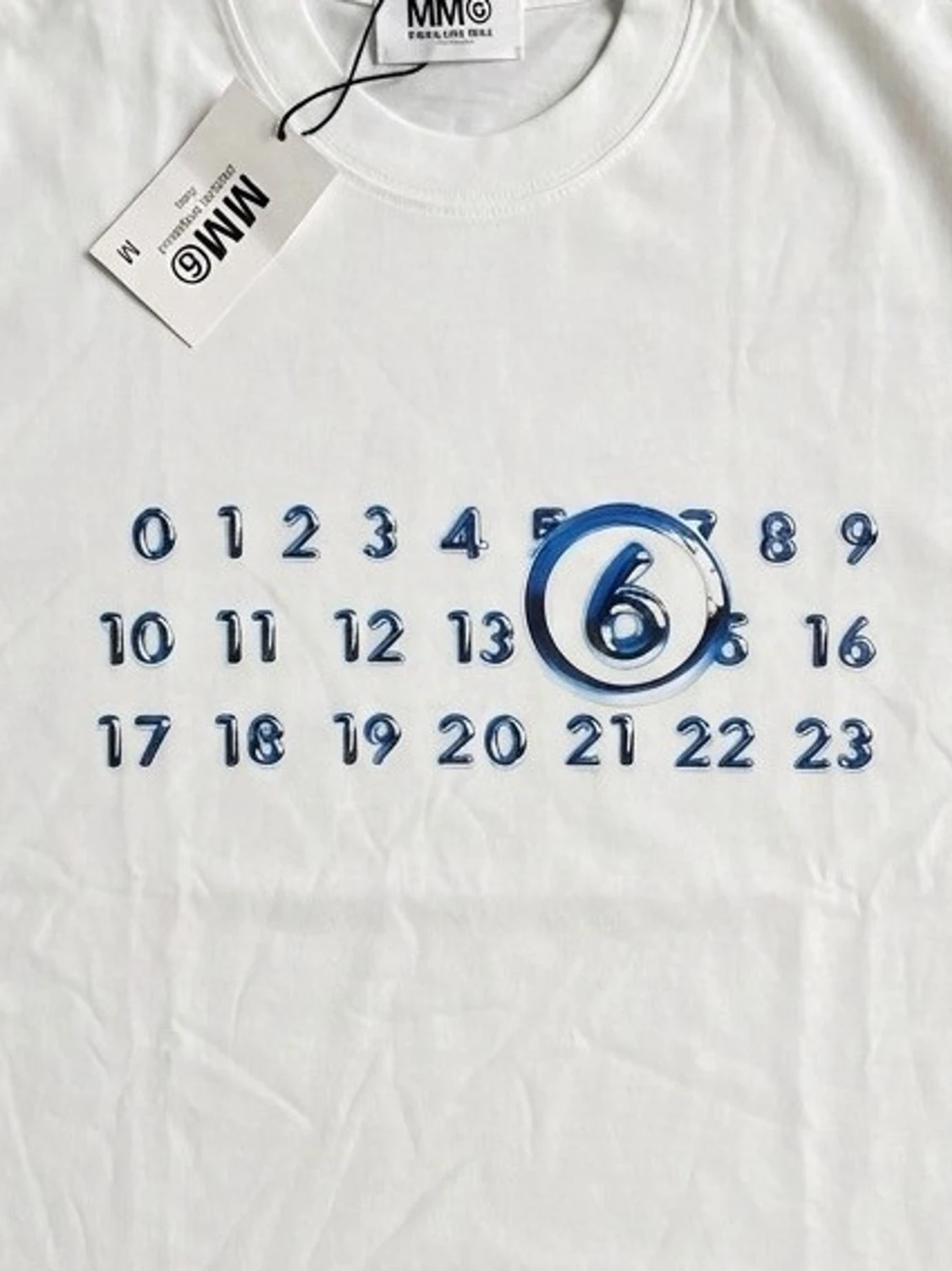 Vit t-shirt från MM6 Maison Margiela - 1