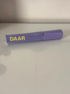 Lila mascara från DAAR - Endast öppnad!! Säljer då jag fick 2 ! 💝💝