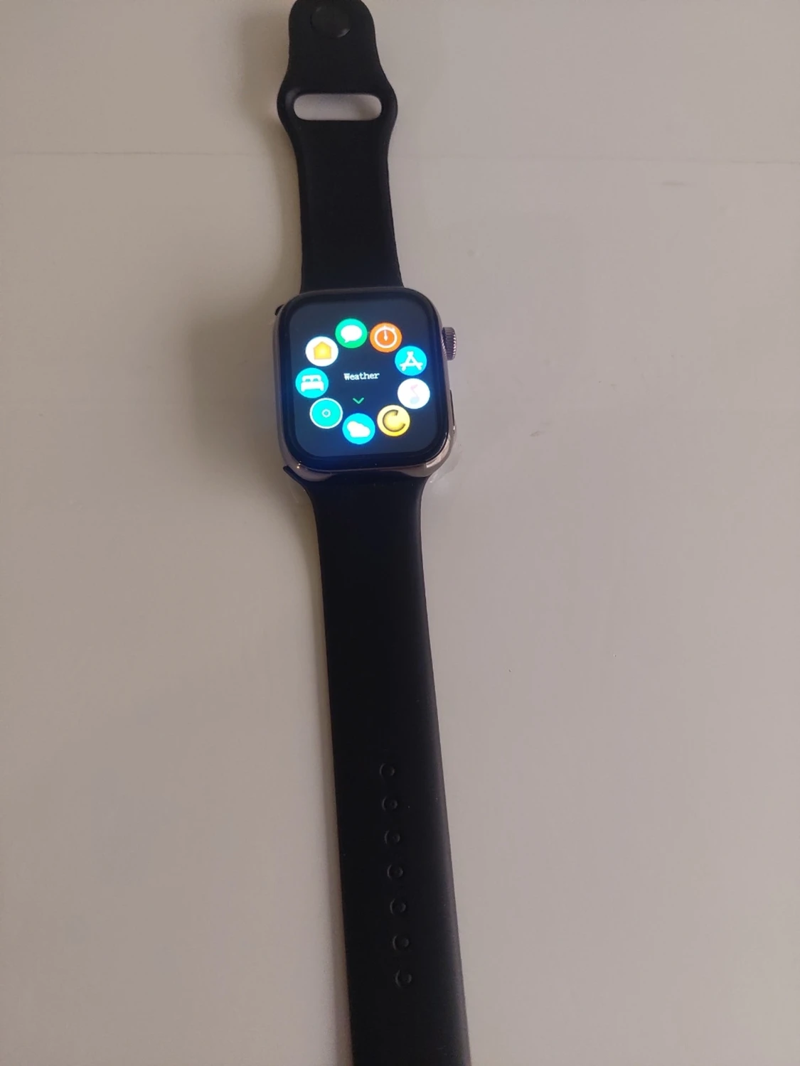 Svart smartklocka med silikonarmband - 1