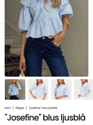 Ljusblå randig blus med puffärm - Säljer denna helt nya blusen från meet me there, då den tyvärr va för stor för mig. Helt slutsåld i S/M och XXS/XS. Skriv för egna bilder 💞💞