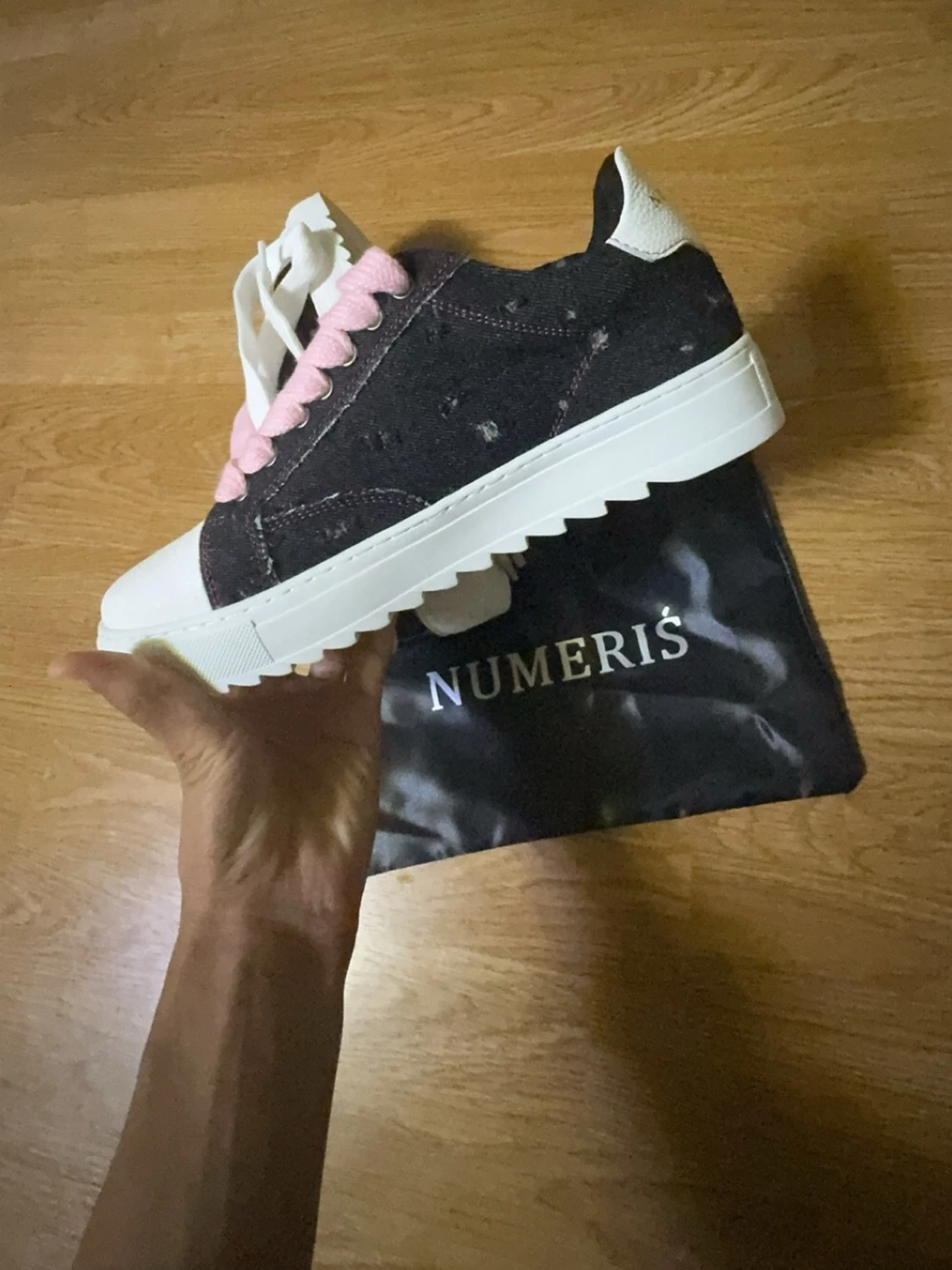 Svarta sneakers från Numeris - 1