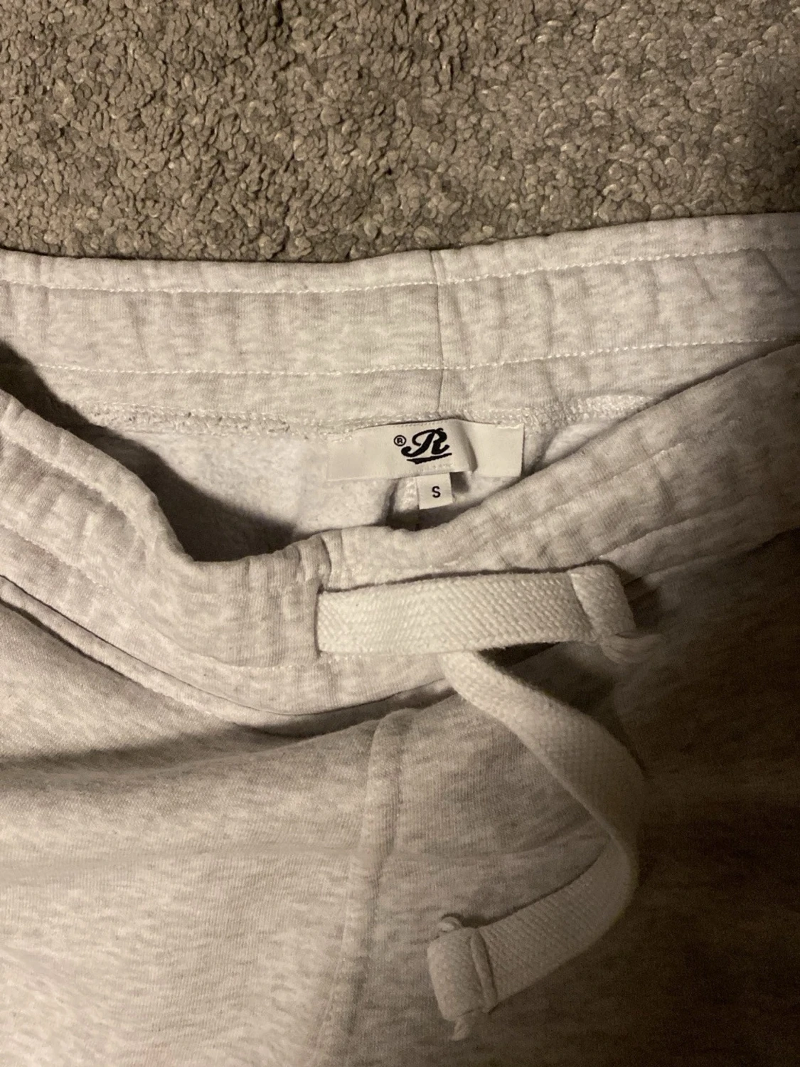 Ljusgrå mjukisbyxor med dragsko - 2