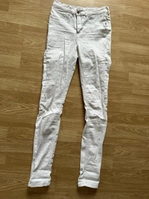 Jeans  - Jeans som ej används längre 