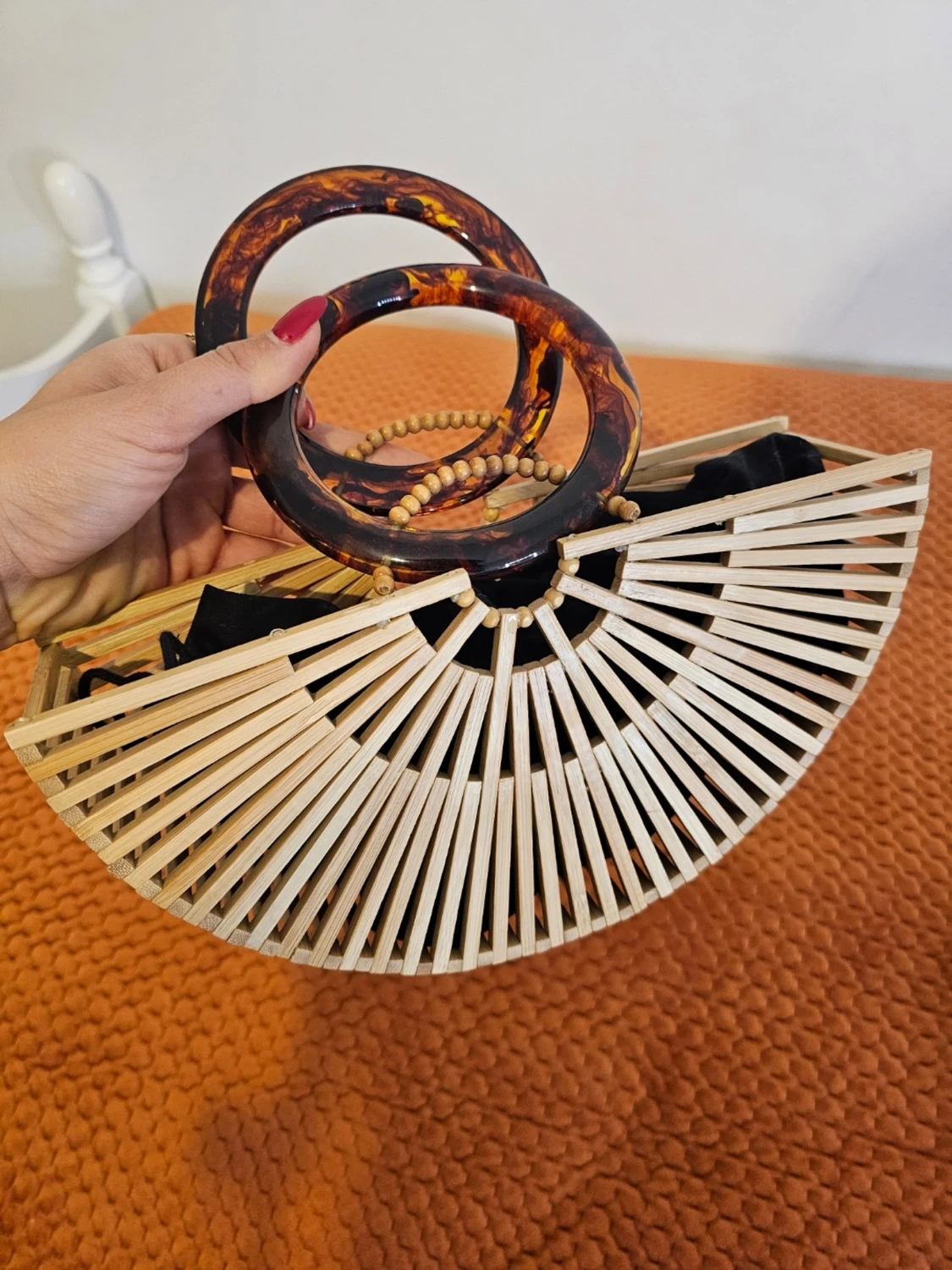 Halvmåneformad bambuväska med ringhandtag - 4