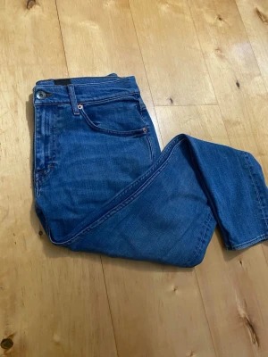 Blå jeans från Tiger of Sweden - Storlek 31/30 | Färg blå | Skick 9/10 | Skriv för om du har några funderingar 💪🏼🤝