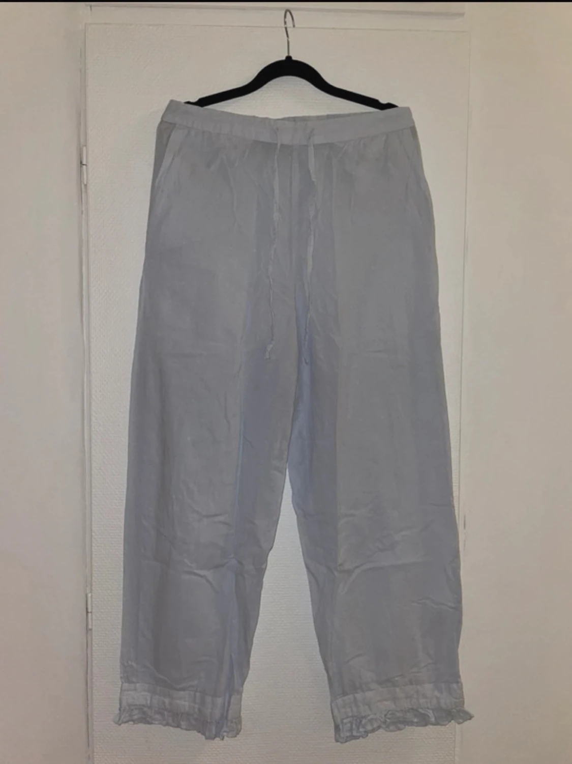 Ljusblå pyjamasbyxor 