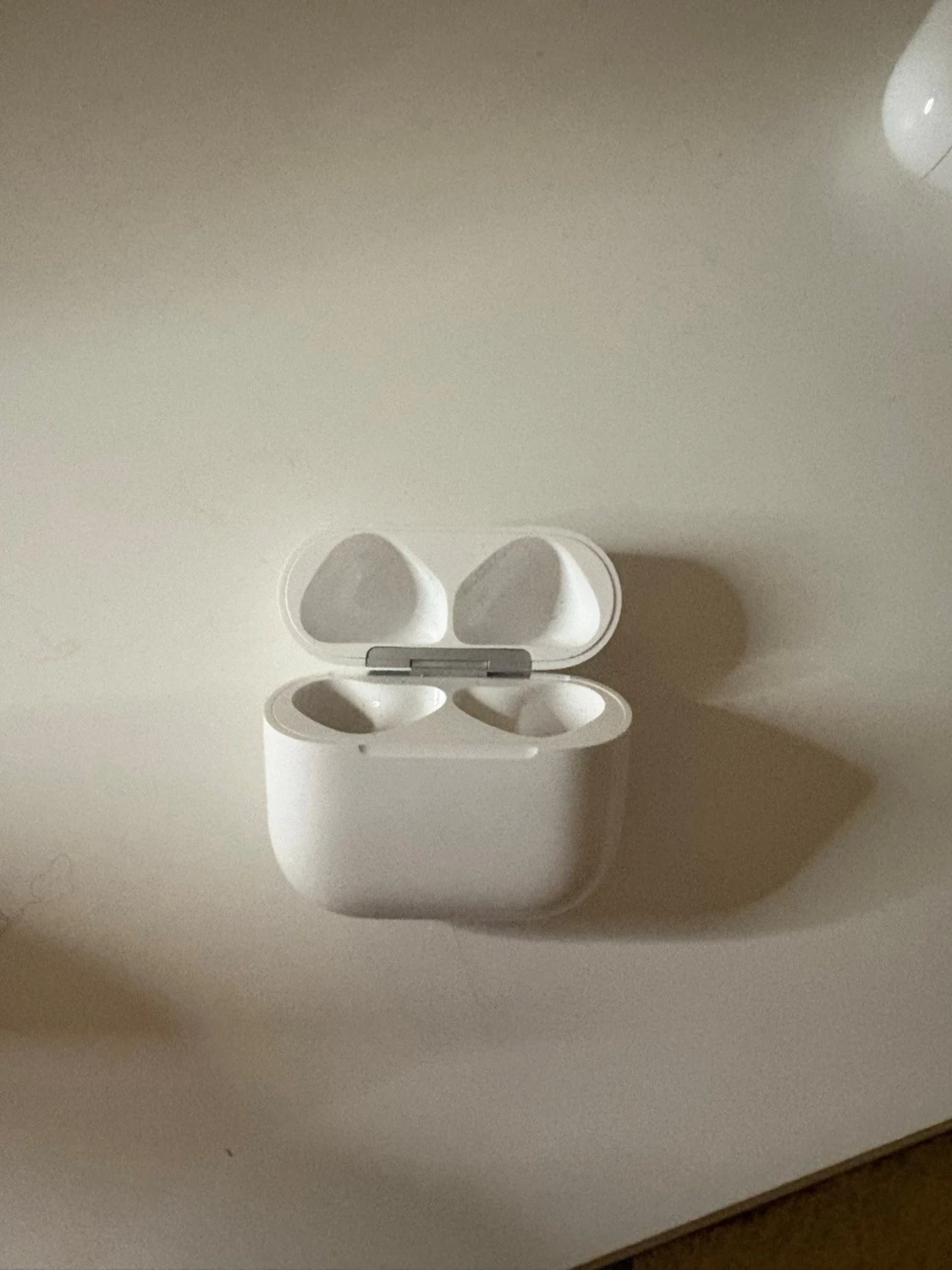 airpods 4 fodral - 1