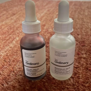 The Ordinary  - Säljer båda Niacinamide och AHA 30% + BHA 2%. Säljer de båda för 99kr då de inte kommer till användning. 