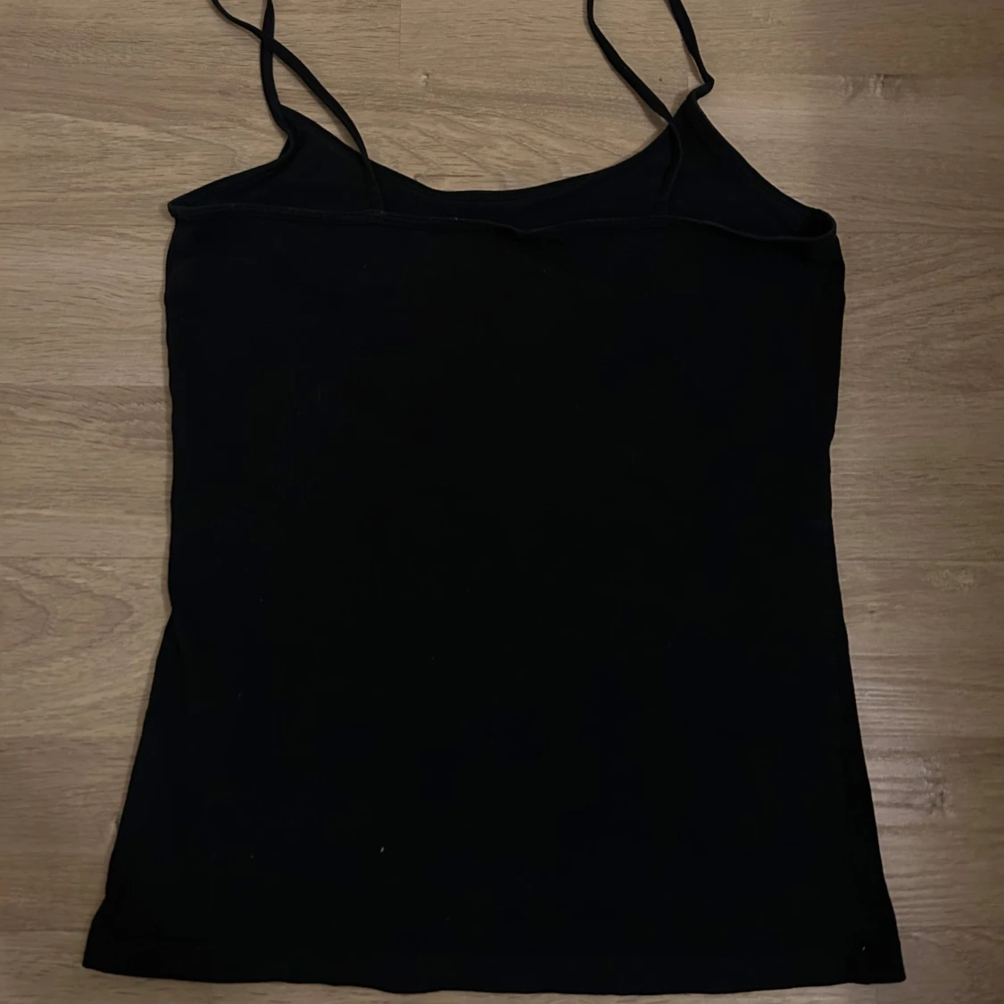 Basic svart linne - 90