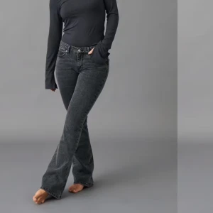Los waist Bootcut jeans - Säljer då dom ej kommer till användning💗fint skick!