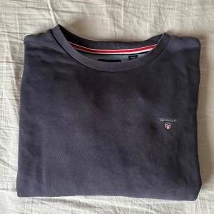 Gant Tröja - Hej! Säljer nu en fin Gant tröja som inte kommer till användning. Skriv vid intresse!