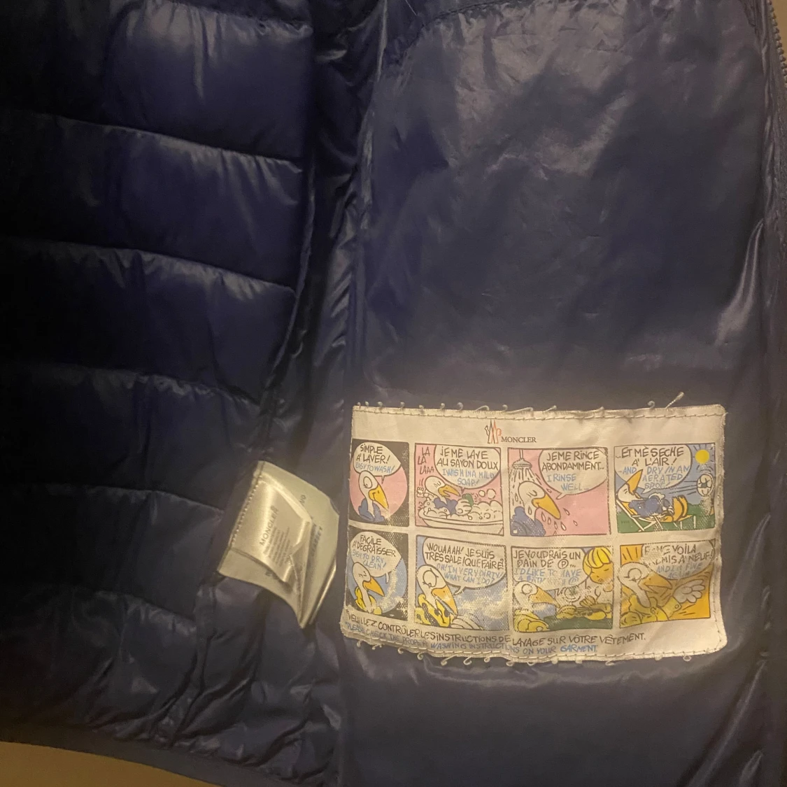 Blå quiltad jacka från Moncler - 92