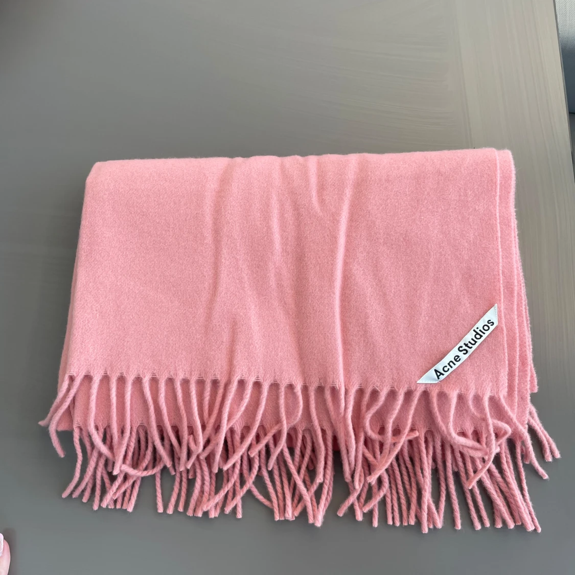 Acne halsduk