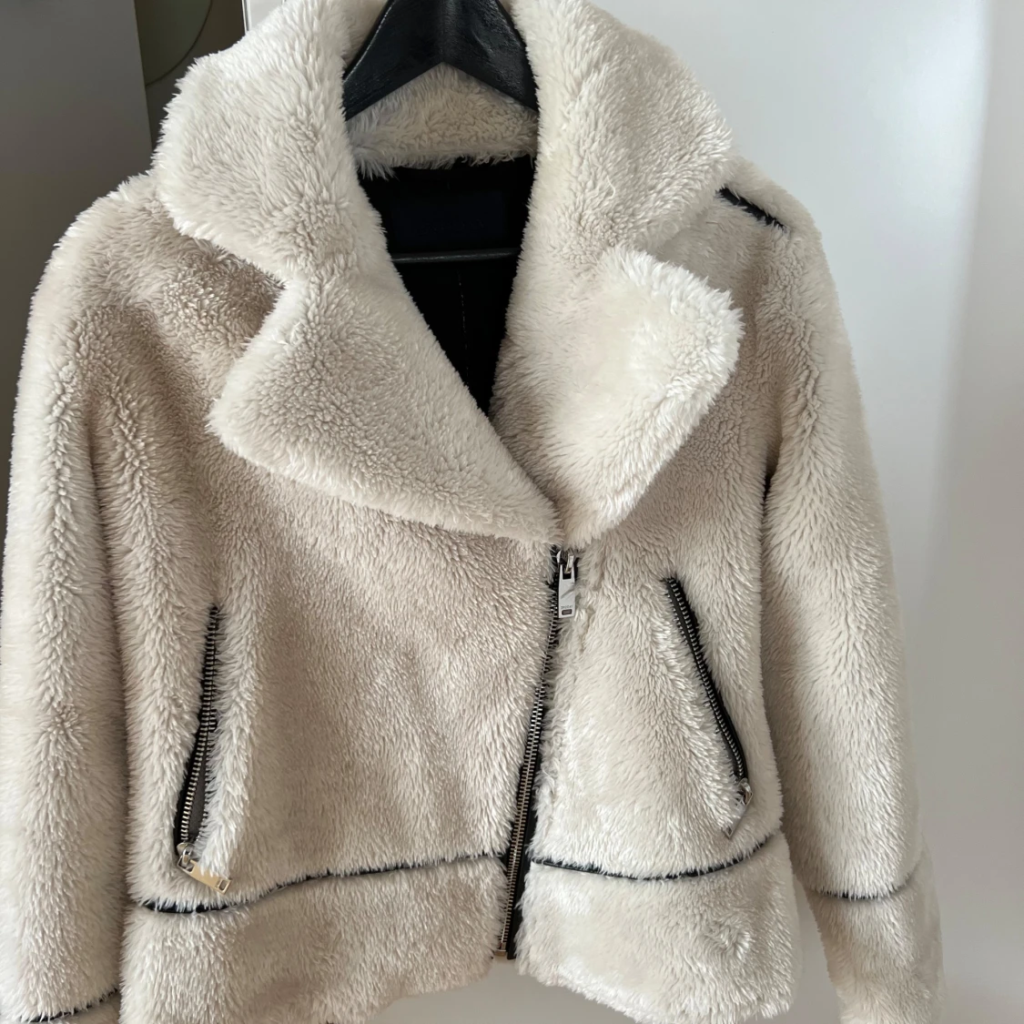 Fuskpäls jacka