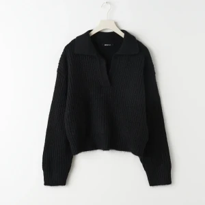 Stickade tröjor  - Säljer båda dessa stickade tröjor❣️