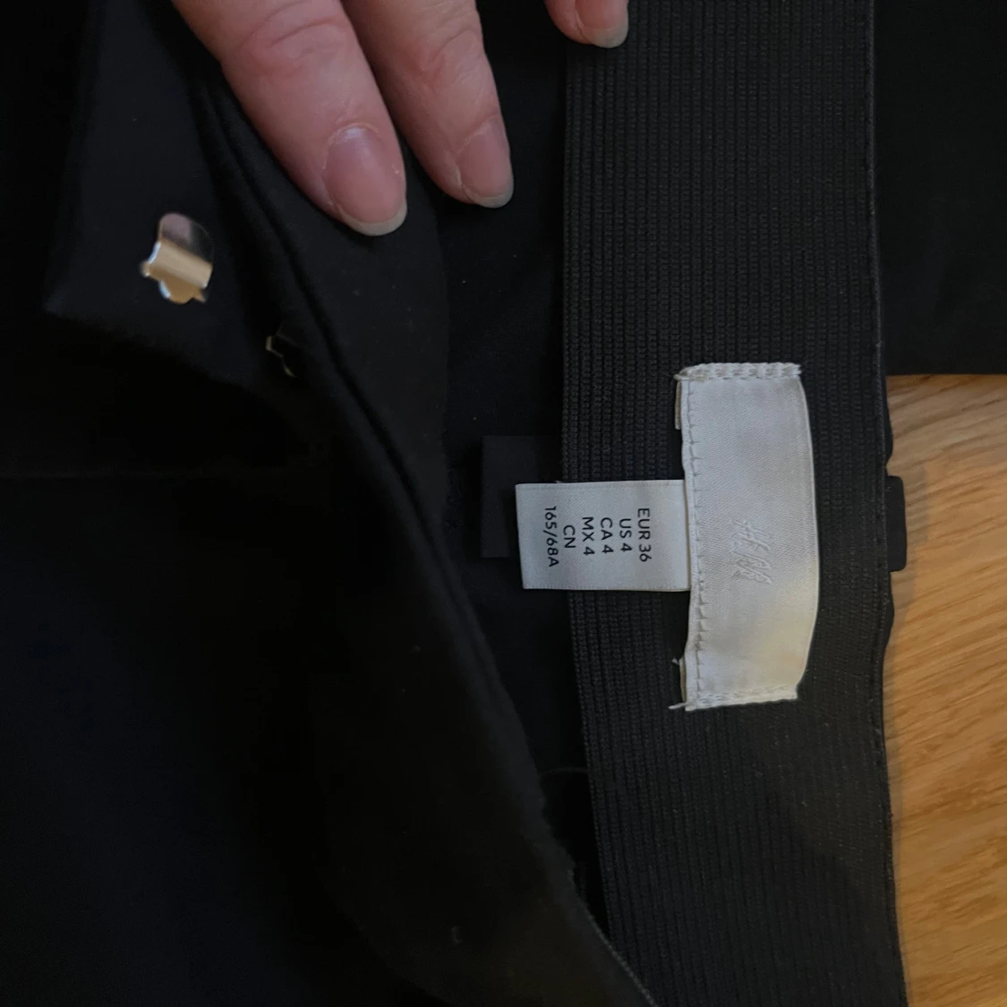 Svarta byxor/slacks - 90