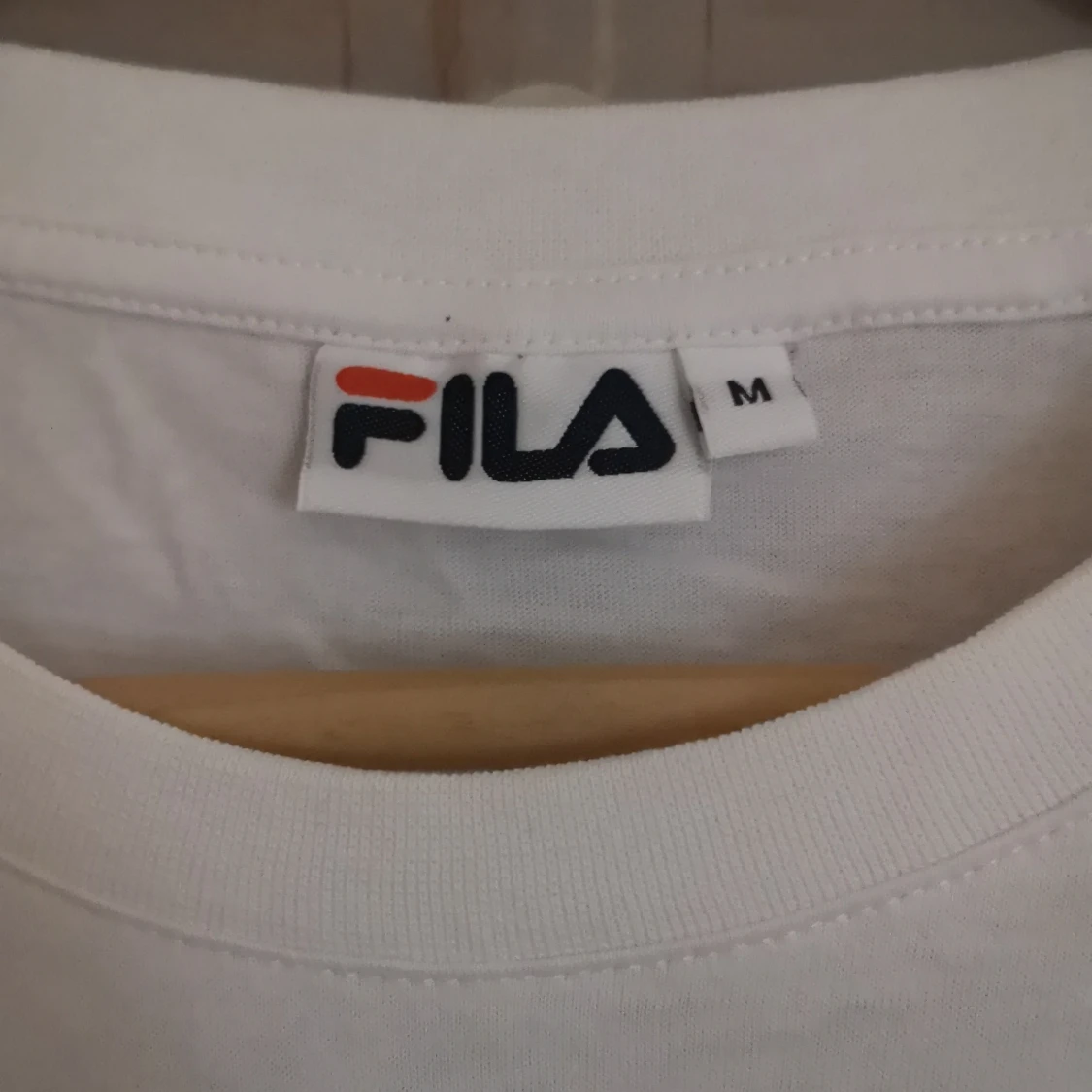 Vit t-shirt från FILA - 90