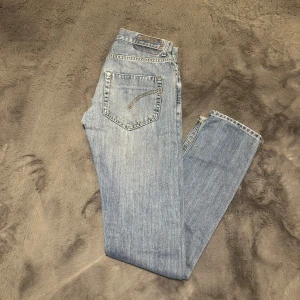 Dondup jeans  - Säljer nu ett par feta dondup jeans || Skick 8/10 || Storlek W31 || har du några frågor är det bara att höra av sig 😁