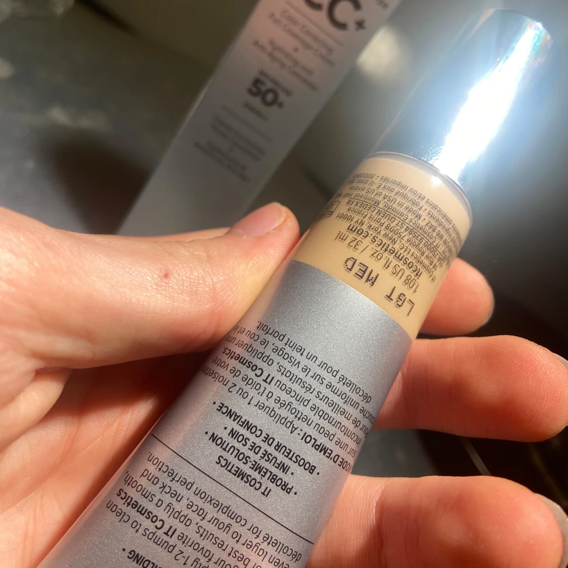 CC+ kräm med SPF 50+  färg medium Original pris 600 sek med shipping - 90