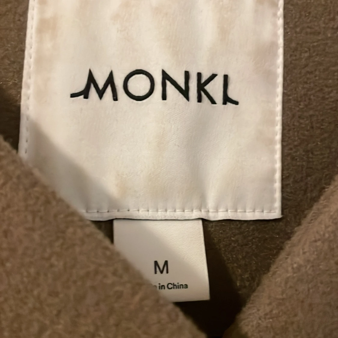 Brun jacka från Monki - 90