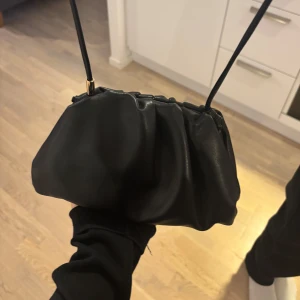 Dumpling bag/ clutch bag - Helt ny med prislapp kvar. 